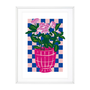 
            
                Load image into Gallery viewer, CARNATION VASE
            
        