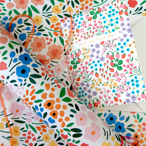 BLOOMIN' LOVELY GIFT WRAP SHEET