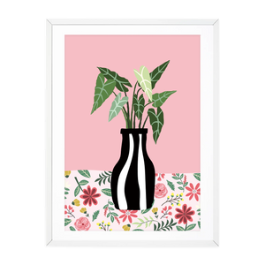 
            
                Load image into Gallery viewer, A2 BLACK AND WHITE BUD VASE
            
        