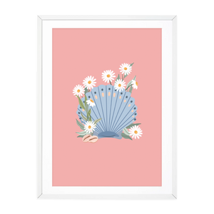 
            
                Load image into Gallery viewer, DAISY CLAM SHELL
            
        
