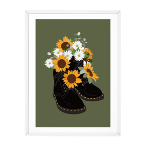 
            
                Load image into Gallery viewer, SUNFLOWER BOOTS KHAKI
            
        